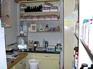 lab_weighroom.jpg